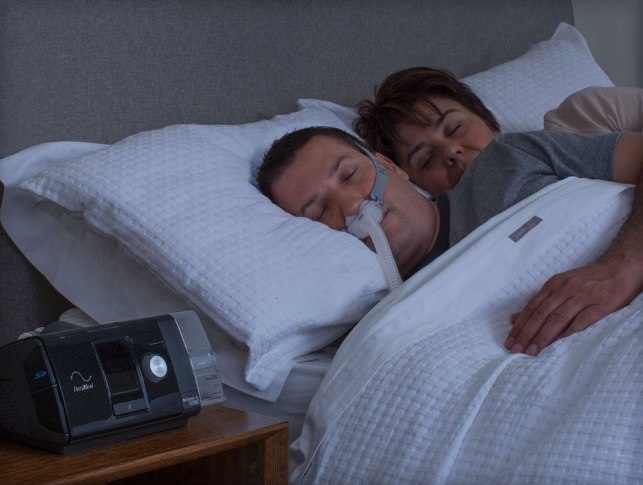 Resmed AirSense™ 10 Elite CPAP Machine w/ HumidAir Heated Humidifer