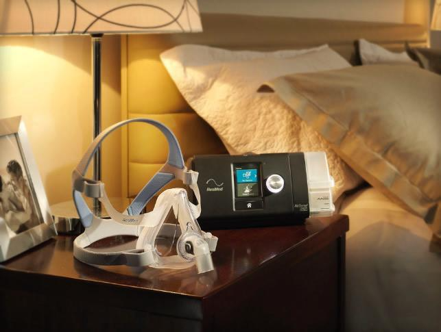 Resmed AirSense™ 10 Elite CPAP Machine w/ HumidAir Heated Humidifer